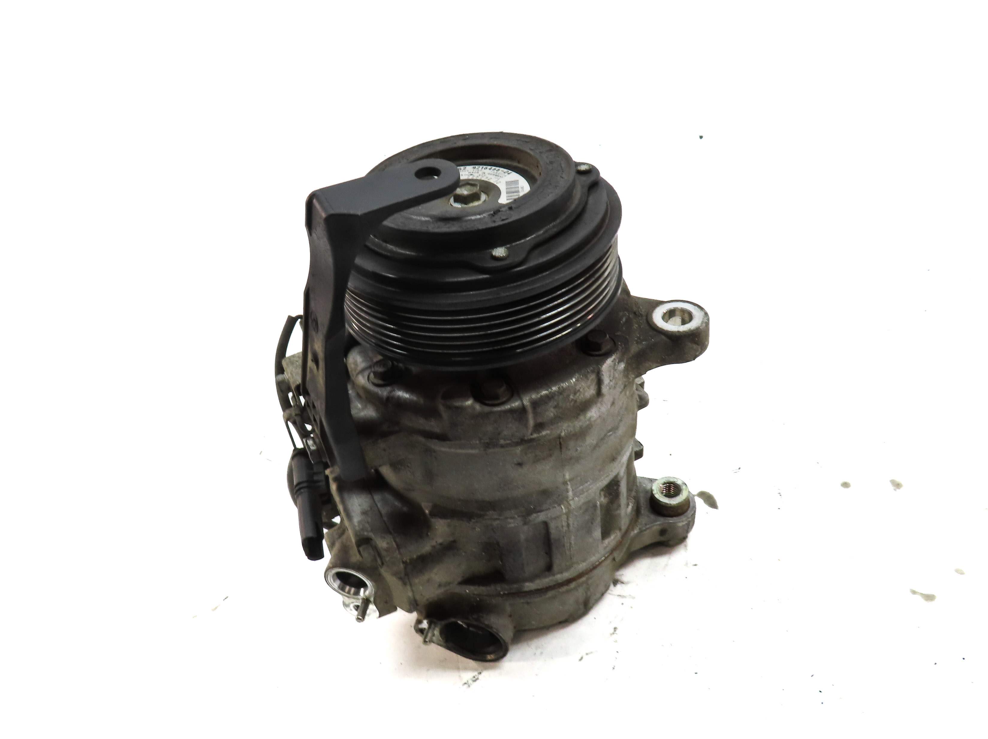12-18 BMW 328i 428i 535i 740i X5 (F30 F31 F33 F01 F10 F15) A/C COMPRESSOR PUMP — exact item pictured